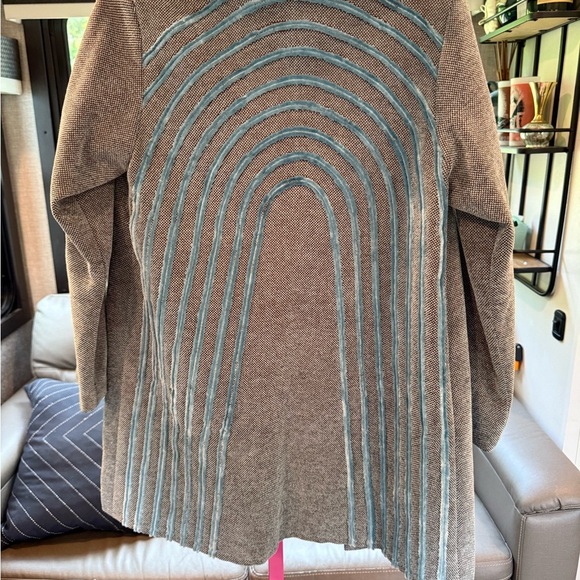 SISSAE Chic Gray Trench Coat Wool-Blend Mid-Length fits like a Small - Picture 2 of 5